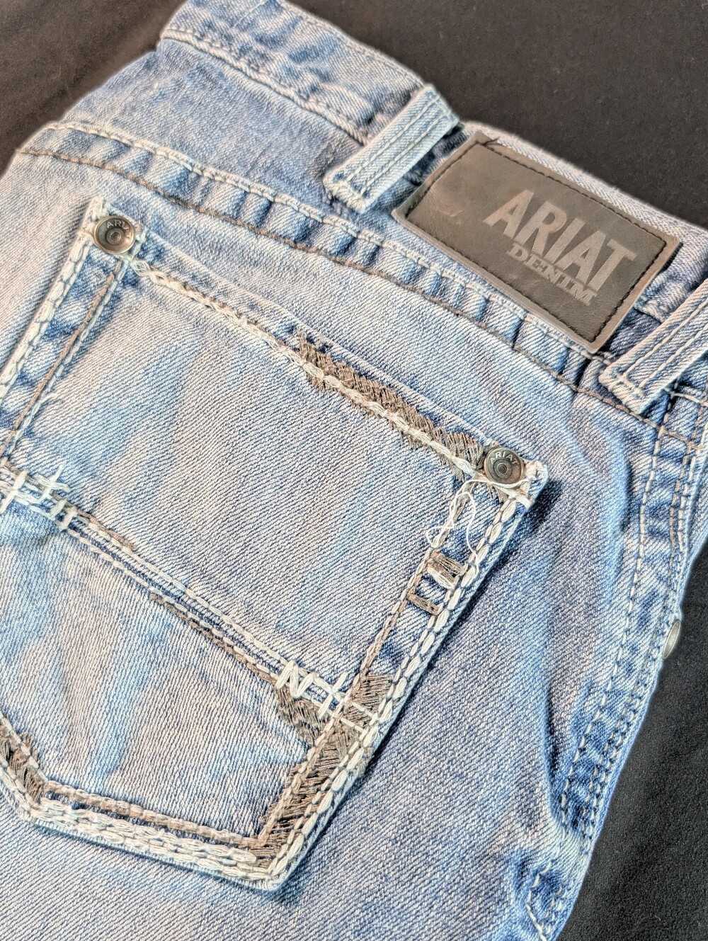 Ariat M2 36x32 Light Blue Denim Jeans Bootcut